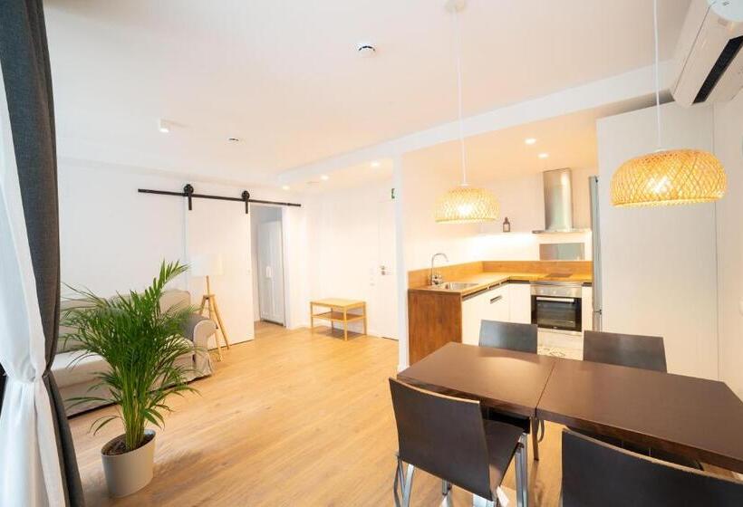 带1个卧室带花园景观的公寓, Apartaments Voralmar