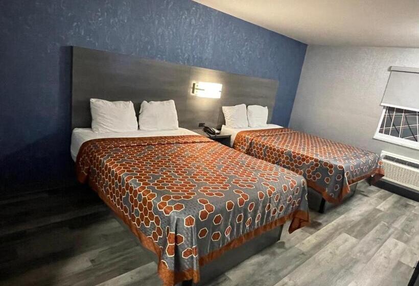 디럭스 룸, The Wayne Inn