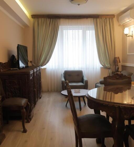 آپارتمان سوپریور 1 خوابه, Zaro Apartments