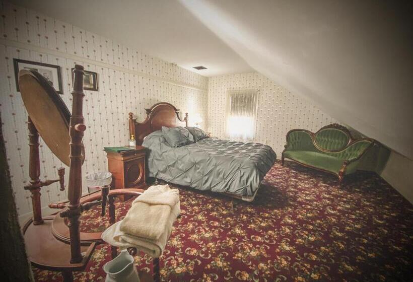 Номер Стандарт Совместная Ванная, Lizzie Borden House