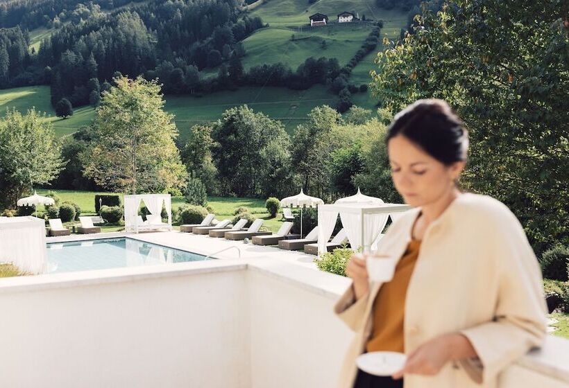 Люкс, Alpenpalace Luxury Hideaway & Spa Retreat