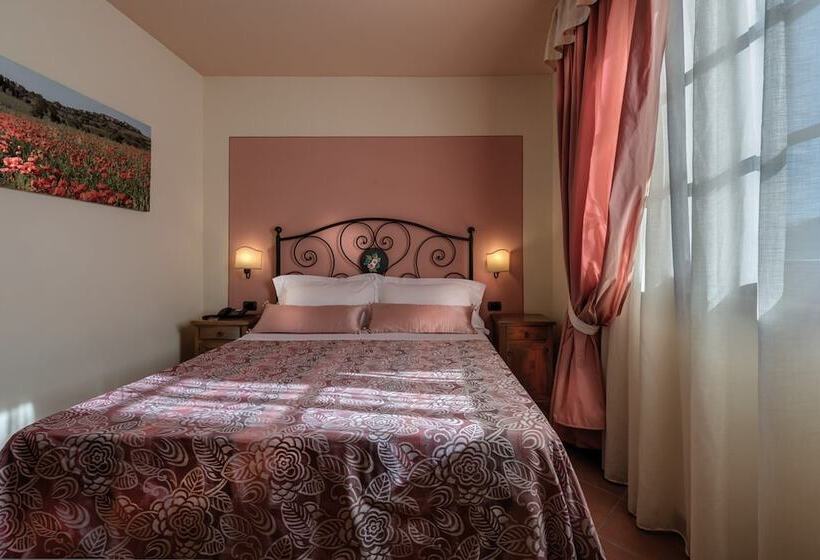 Семейный Номер, & Restaurant Casolare Le Terre Rosse