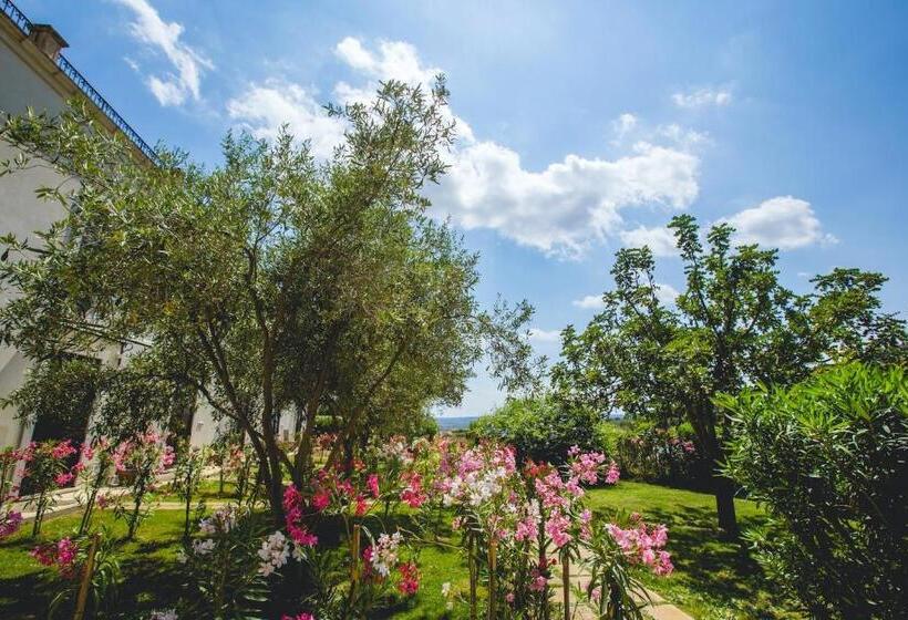 اتاق راحتی, Kallikoros Country Resort & Spa