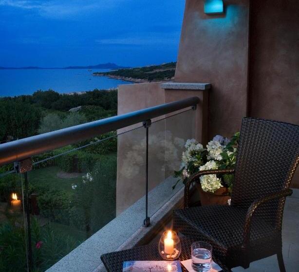 اتاق سوپریور با چشم‌انداز دریا, L'Ea Bianca Luxury Resort