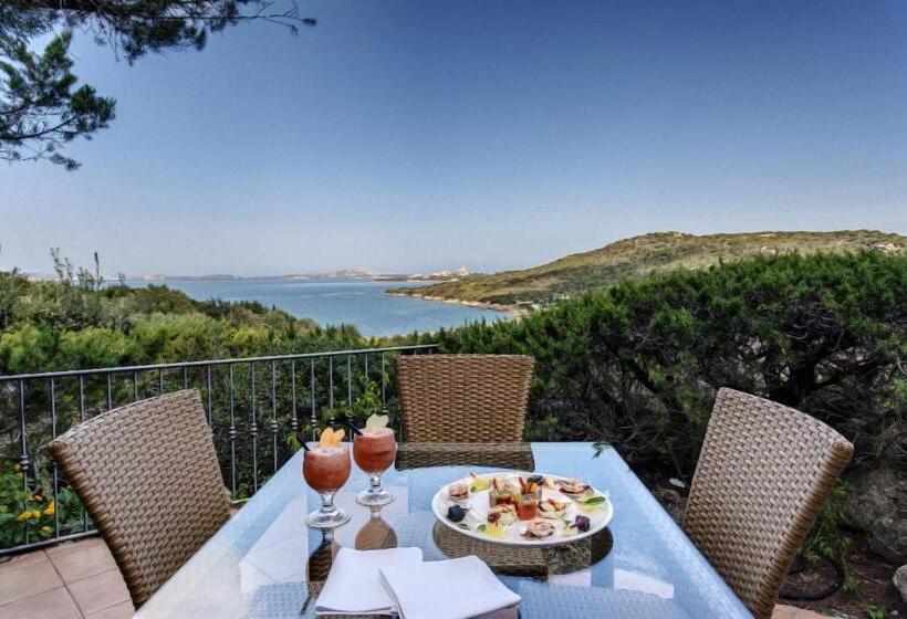ویلای 3 خوابه, L'Ea Bianca Luxury Resort
