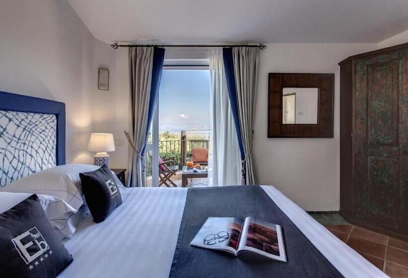 ویلای 3 خوابه, L'Ea Bianca Luxury Resort
