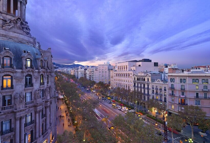 Номер Deluxe, Mandarin Oriental Barcelona