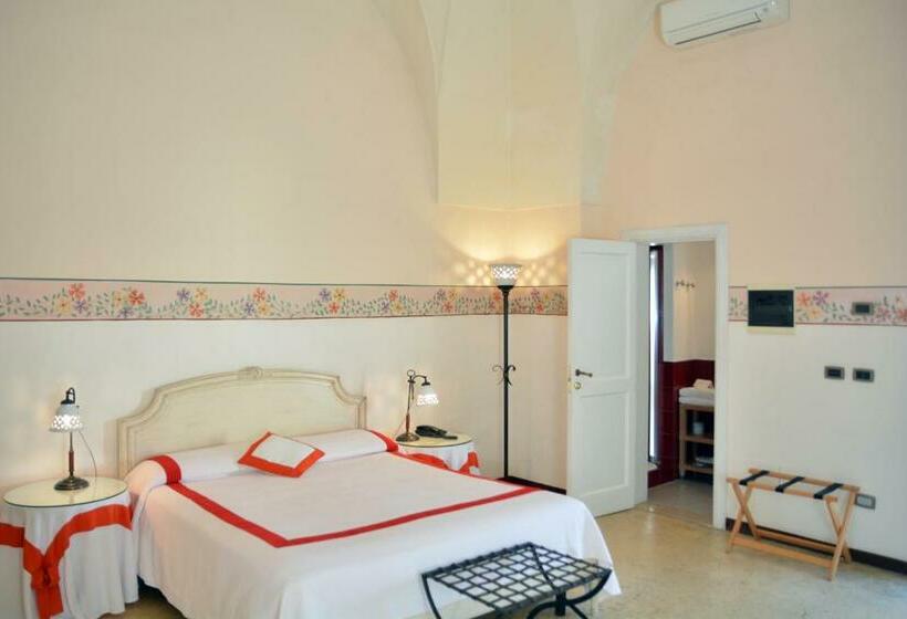 Номер Deluxe, Relais Corte Palmieri & Il Chiostro  Residenza D Epoca