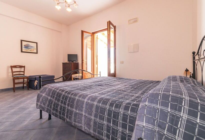 Студия Superior, Residence La Villetta