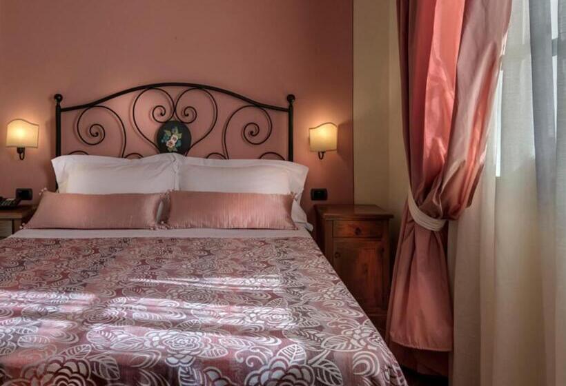 Семейный Номер, & Restaurant Casolare Le Terre Rosse