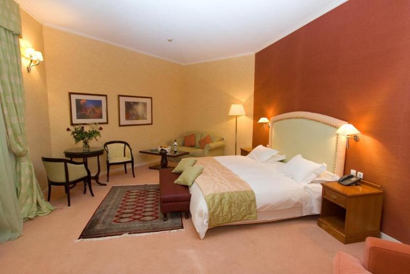 Полулюкс, Thermae Sylla Spa & Wellness