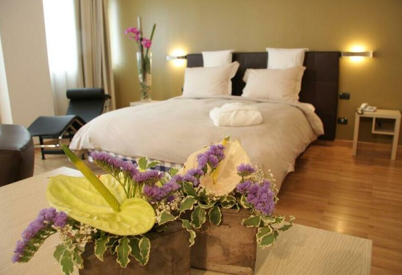 Номер Executive, Euro Hotel Residence