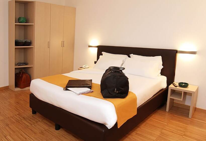 Классический Номер, Euro Hotel Residence