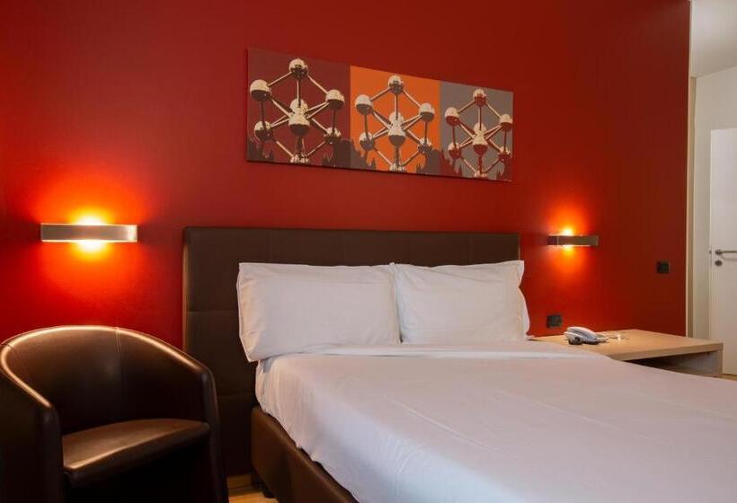 Индивидуальный Номер Классика, Euro Hotel Residence