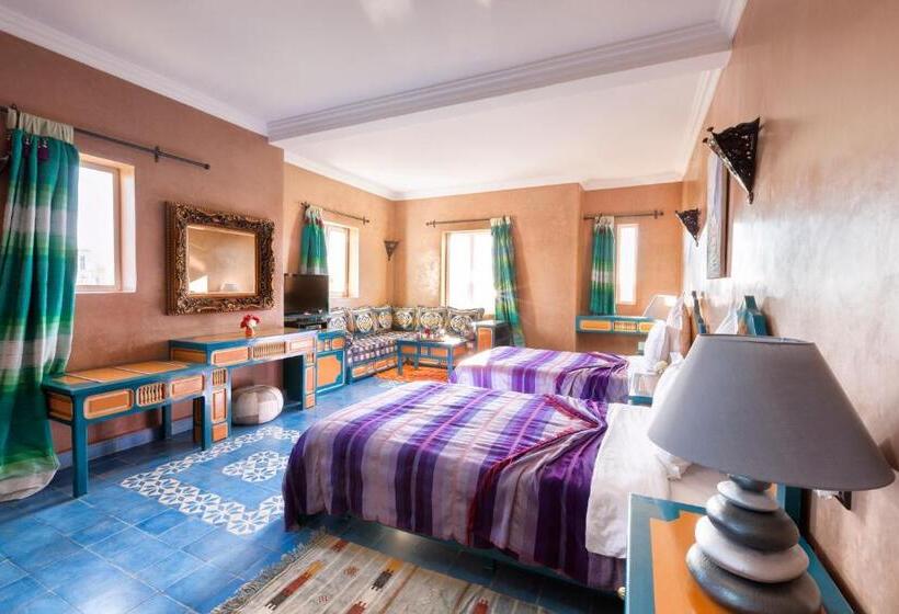 Номер Стандарт, Sultana Royal Golf
