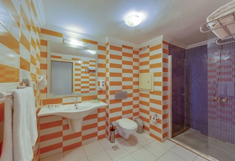 اتاق خانوادگی, Yelken Mandalinci Spa & Wellness Hotel   All Inclusive
