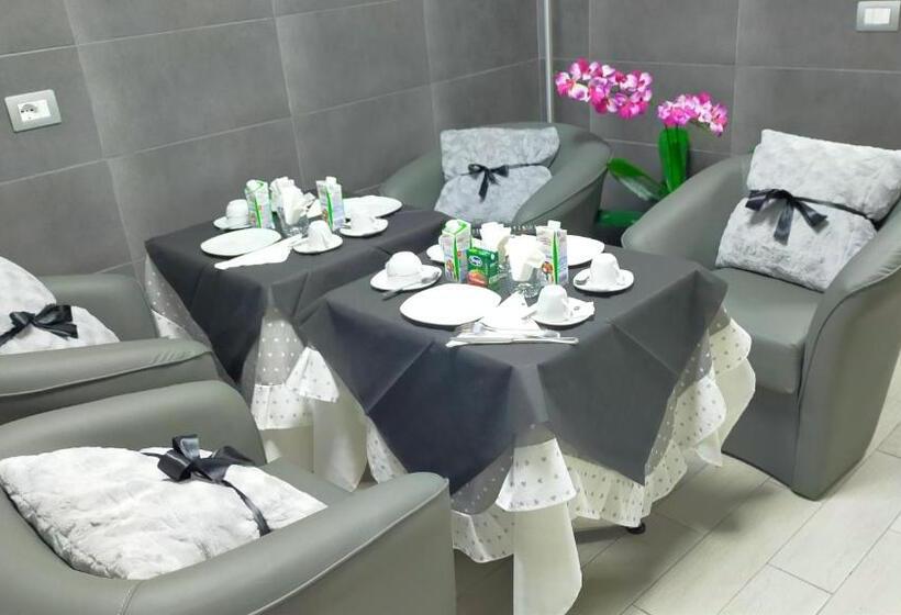 اتاق استاندارد با سرویس بهداشتی مشترک, B&b Dali