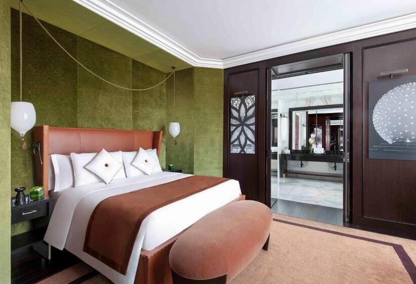 سوئیت کلاب, Banyan Tree Doha At La Cigale Mushaireb