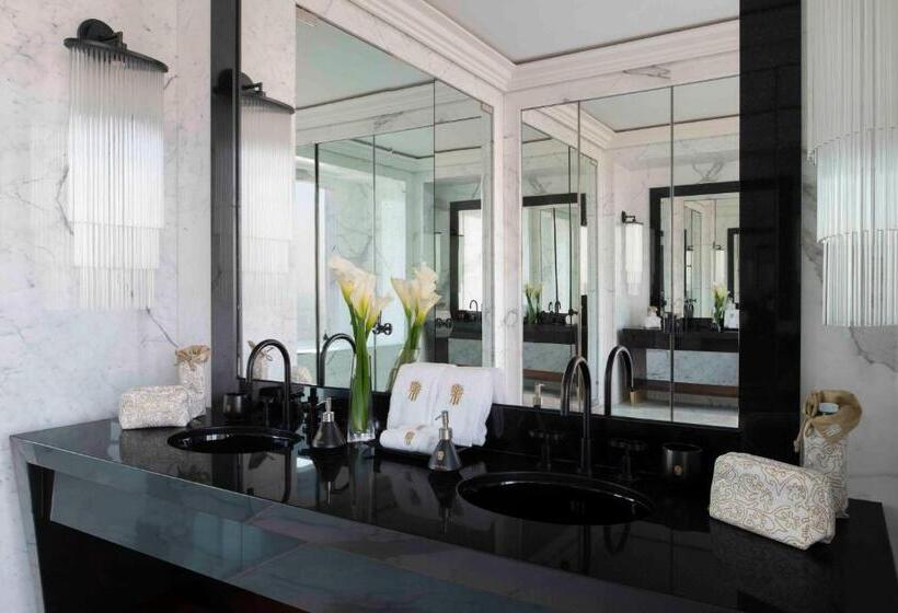 سوئیت کلاب, Banyan Tree Doha At La Cigale Mushaireb