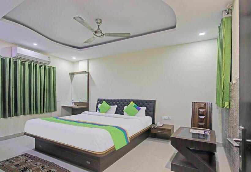 اتاق لوکس, Treebo Archie Regency