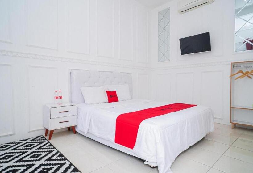 اتاق استاندارد با تخت بزرگ, Reddoorz Syariah At Aura Homestay