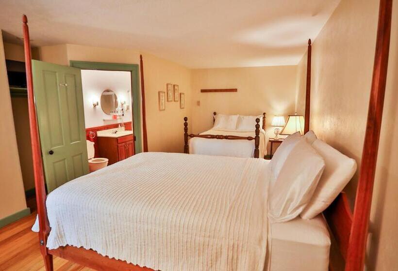 Номер Superior, Baneberry Meadows B&b