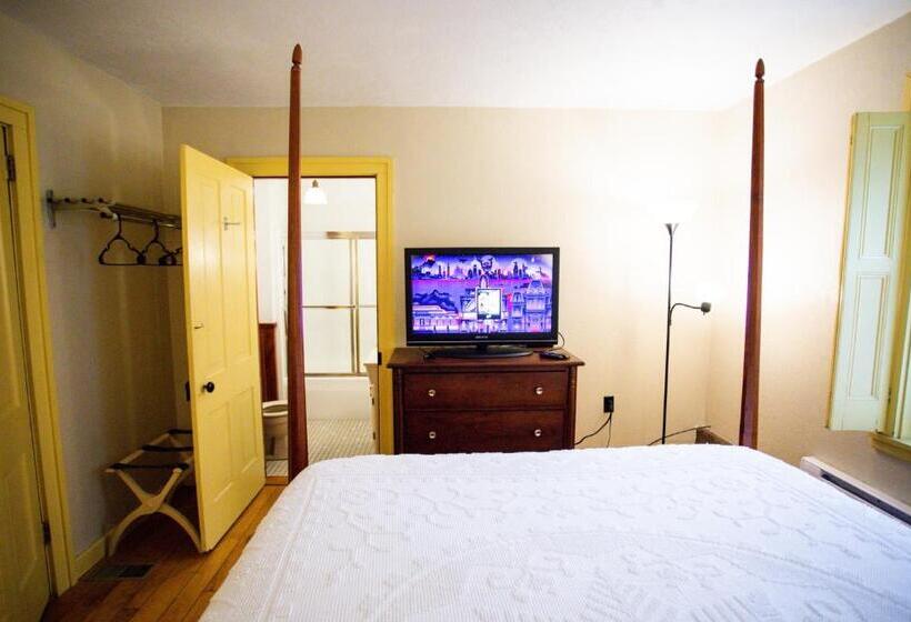 Номер Стандарт, Baneberry Meadows B&b