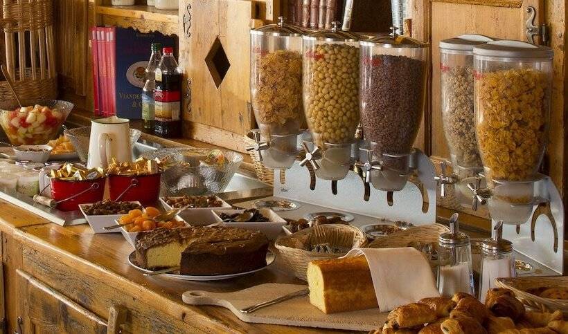 اتاق استاندارد سه نفره, Beaulieu