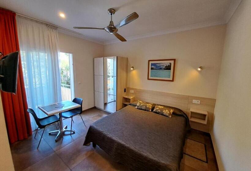 스탠다드 스튜디오 (전망), Residence Veles Plage