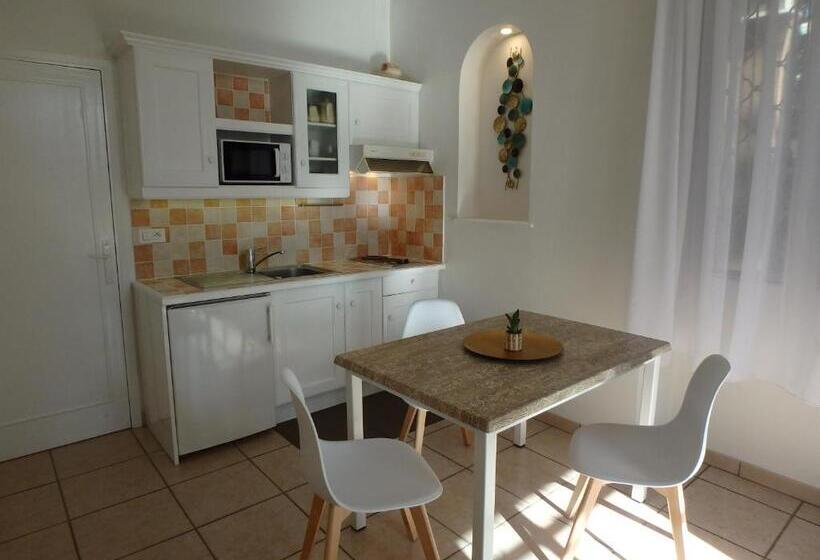 1베드룸 아파트 1층, Residence Veles Plage