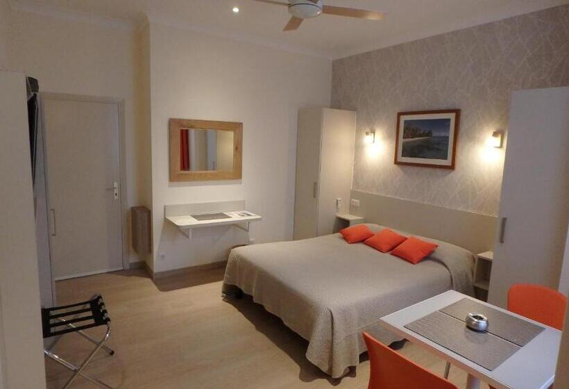 标准工作室, Residence Veles Plage