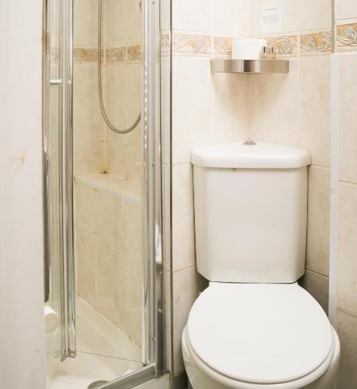 Quarto Estandar, 63