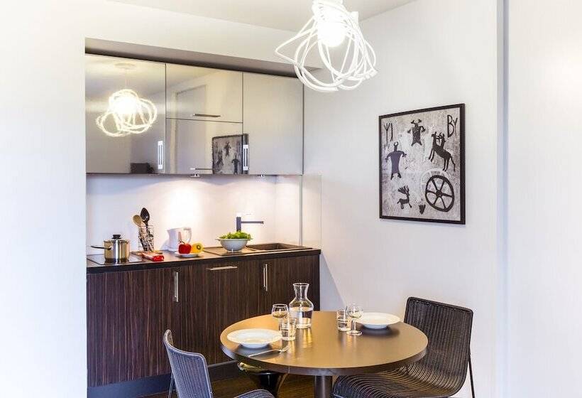 Апартаменты 1 Спальня, Adagio Grenoble Centre