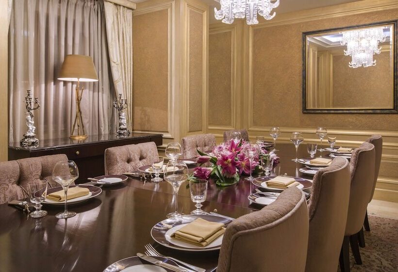 סוויטה נשיאותית, Kempinski Nile Hotel, Cairo