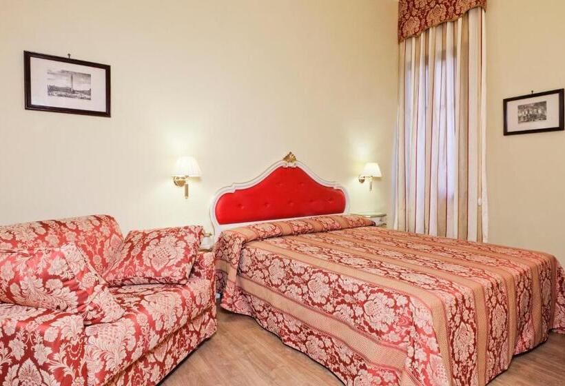 اتاق استاندارد سه نفره, San Lio Tourist House