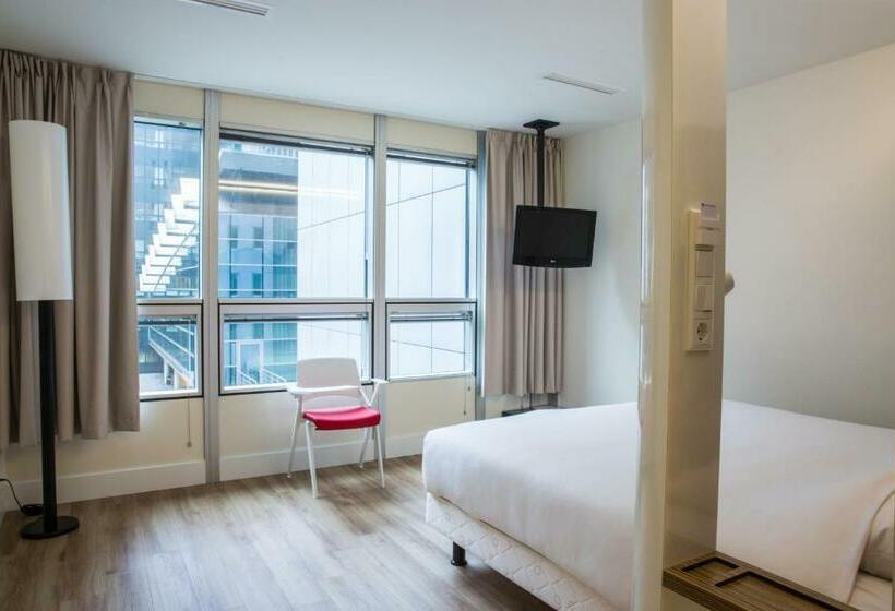 اتاق استاندارد, Qbic Amsterdam Wtc