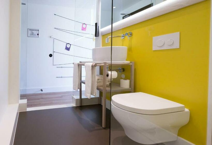 اتاق خانوادگی, Qbic Amsterdam Wtc