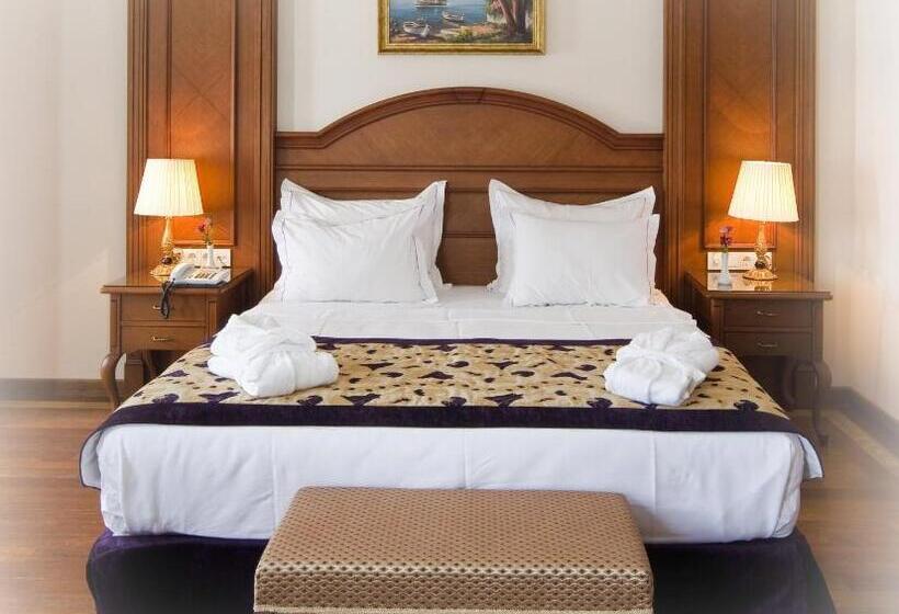 سوییت جونیور, Glk Premier The Home Suites & Spa