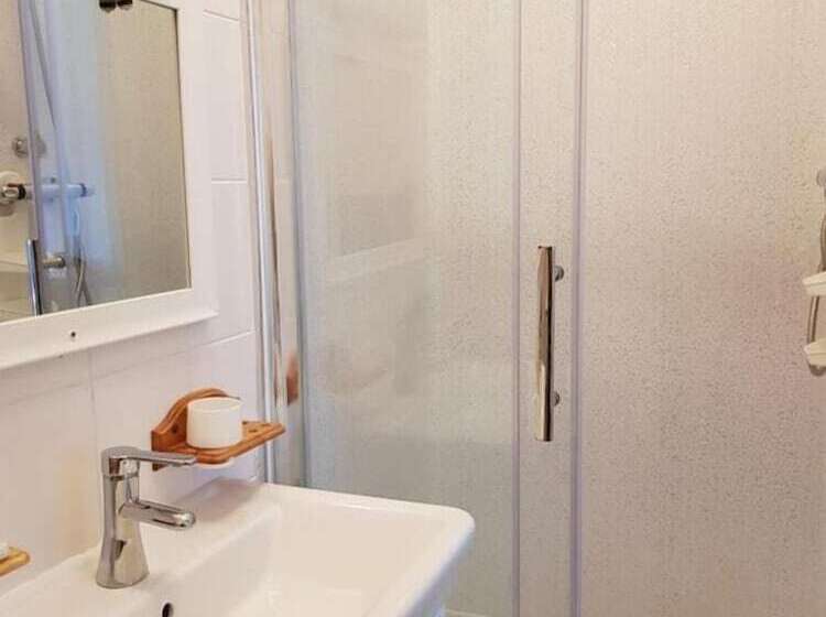 غرفة قياسية مطلّة علي الحديقة, The Palms Guest House