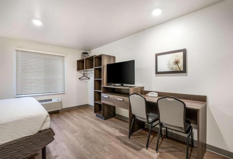 스탠다드 룸 킹사이즈 침대, Woodspring Suites Gurnee  Chicago