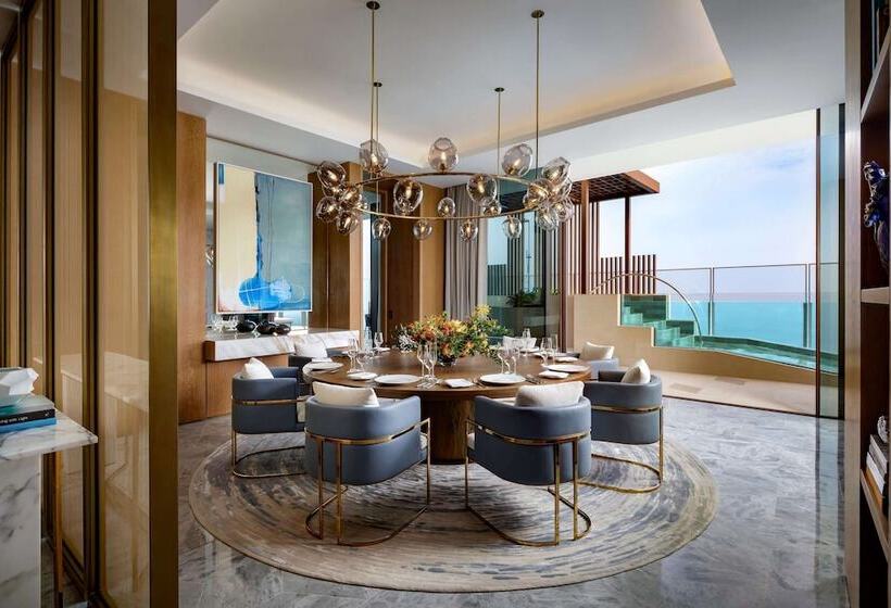 اتاق پنت هاوس, Atlantis The Royal