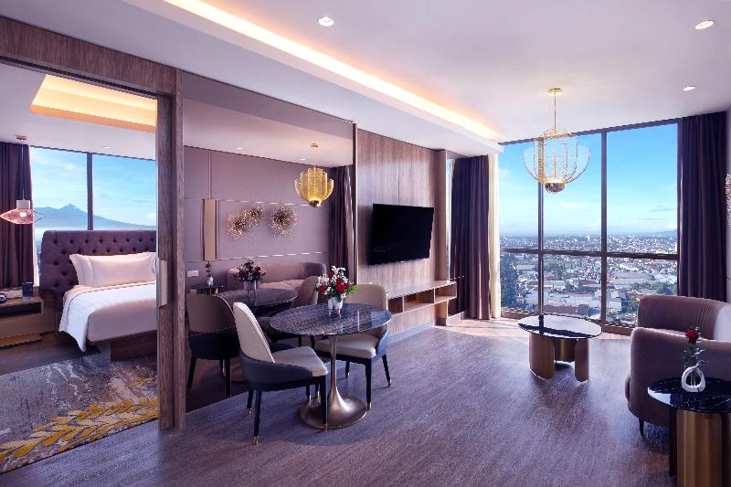 Президентский Люкс, Grand Mercure Malang