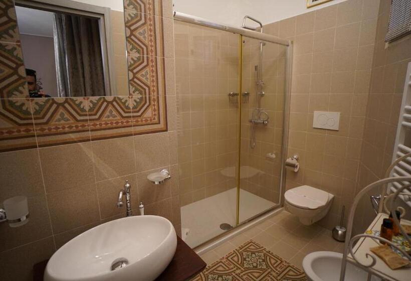 اتاق استاندارد, Bari Antica Boutique B&b