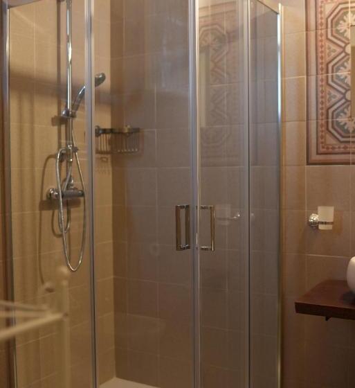 اتاق استاندارد یک نفره, Bari Antica Boutique B&b