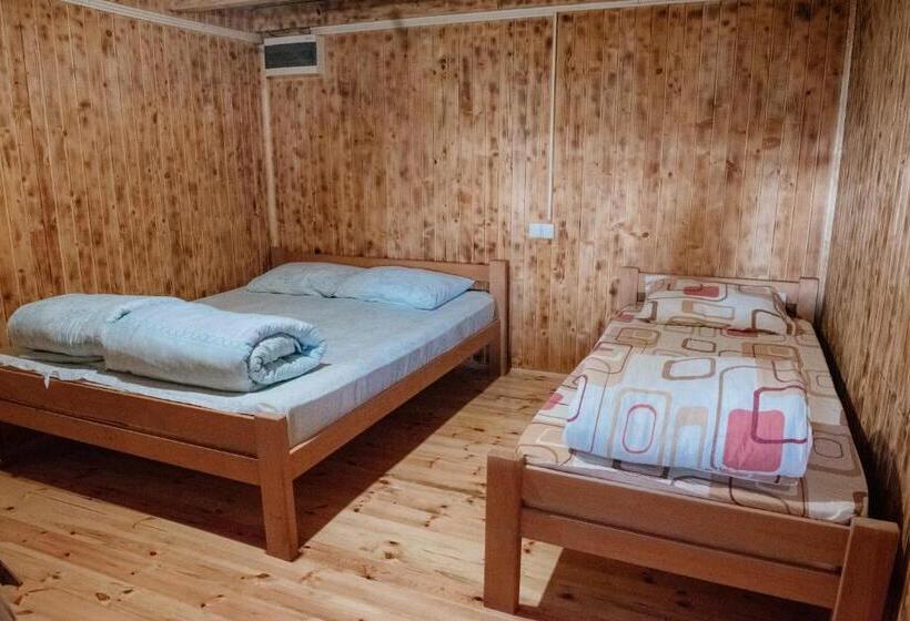 اتاق استاندارد چهار تخته, Komovi   Kobil Do Guesthouse