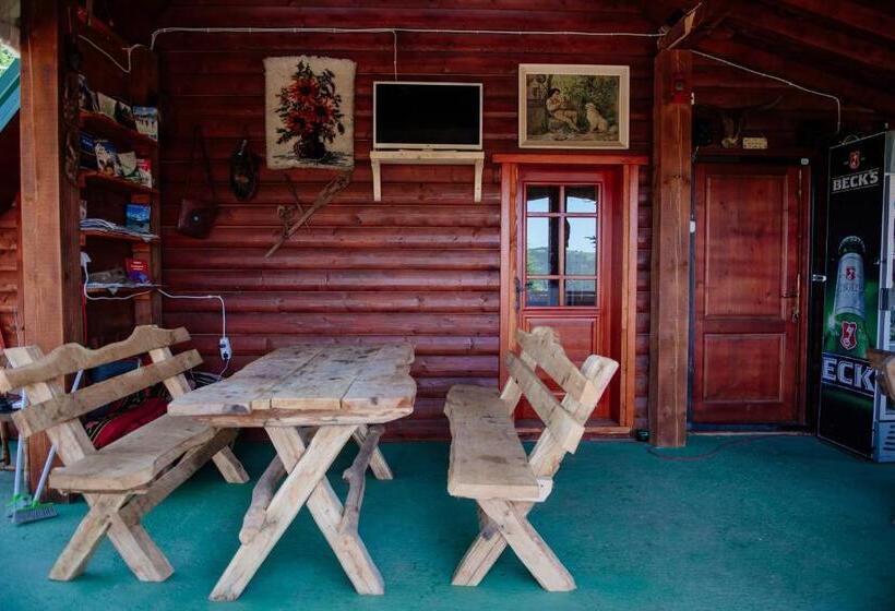 اتاق استاندارد چهار تخته, Komovi   Kobil Do Guesthouse