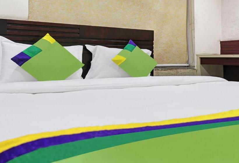 Superior Room, Treebo Elite City Upper Bazar