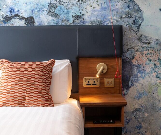 اتاق استاندارد برای معلولان, Keavan S Port Hotel , Dublin