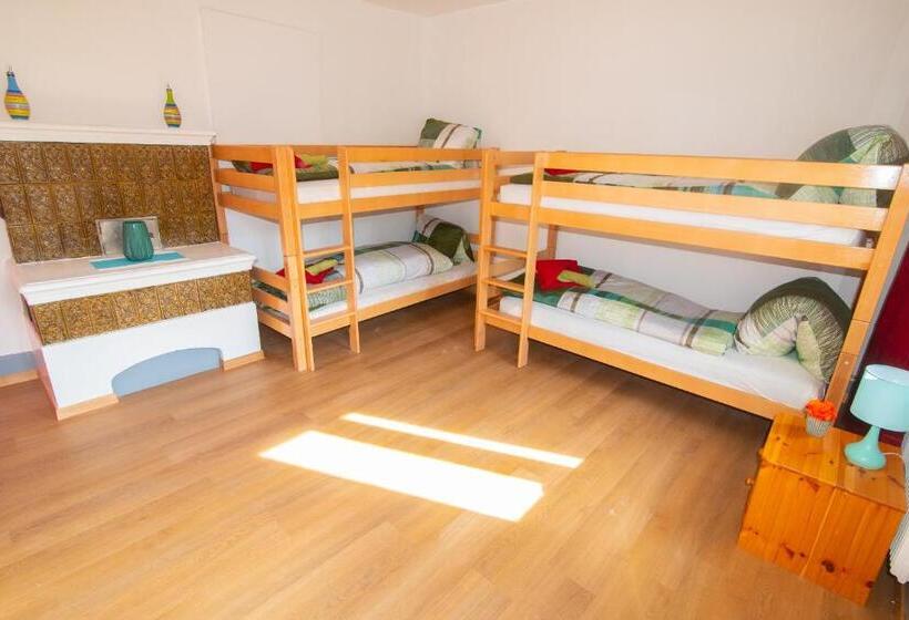 اتاق کلاسیک چهارنفره, Sonne Holiday Rooms
