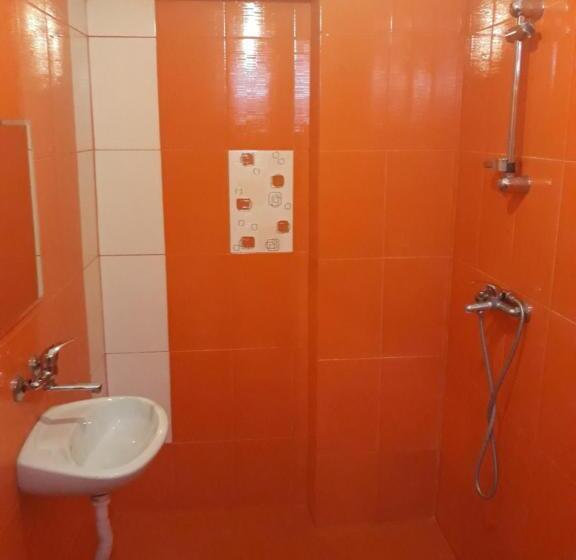 Трежместный Номер Economy, Hostel Victoria